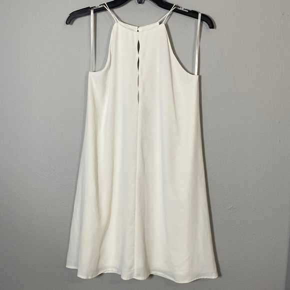 Love Riche Off White Shift Dress - Picture 1 of 10